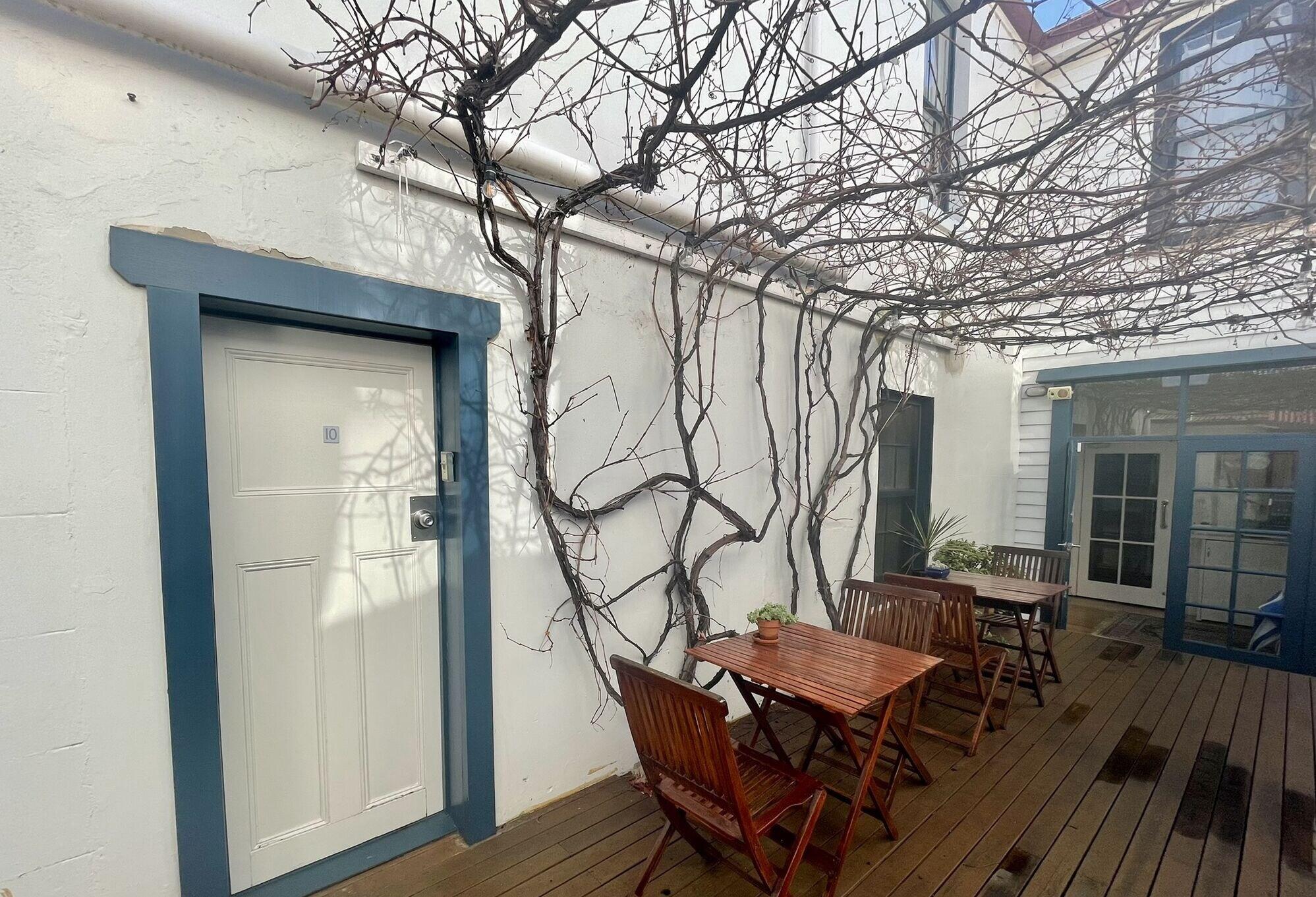Athelstane House Hotel Queenscliff Exterior photo