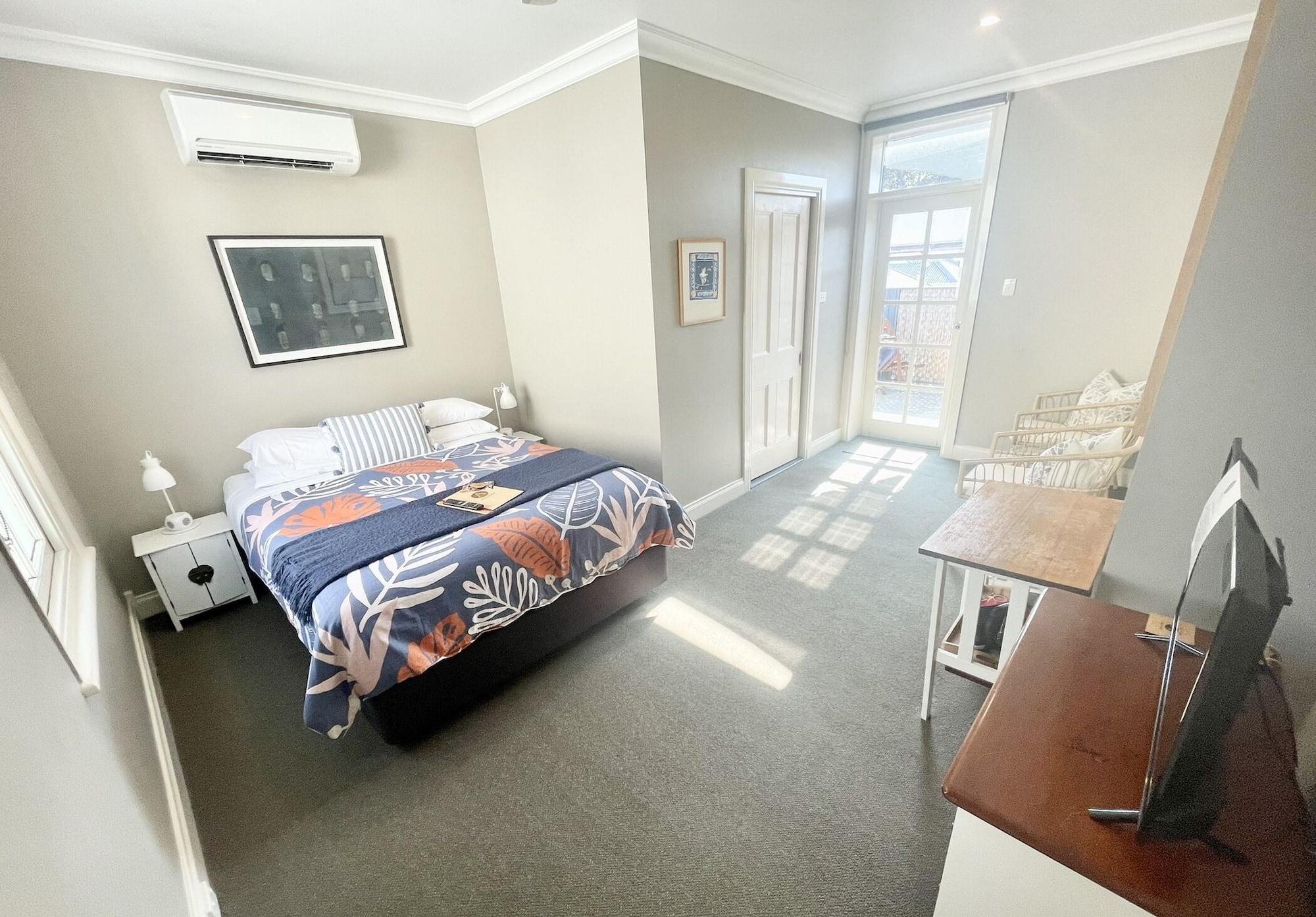 Athelstane House Hotel Queenscliff Exterior photo